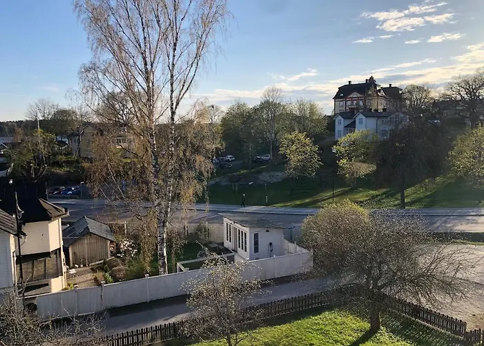 Central Penthouse Rooms Near Ferry, Bus, Nature
