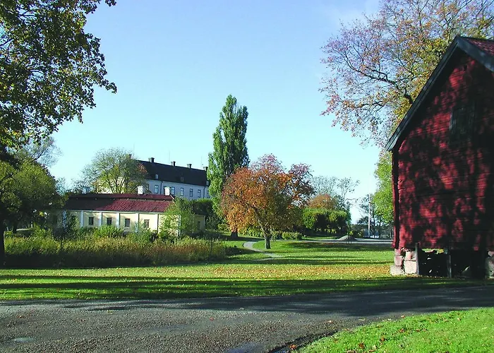 The Gardener House - Groensoeoe Palace Garden